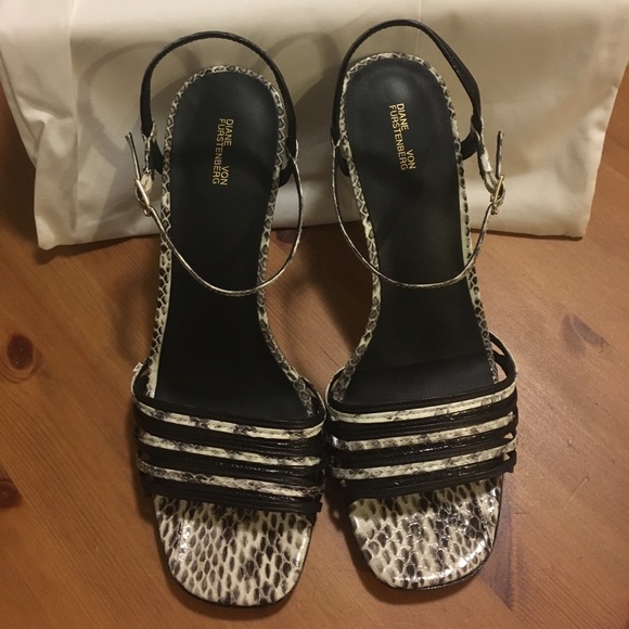 New w/box Diane Von Furstenberg heels - Picture 3 of 6